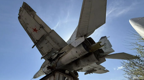 En Perm se vende un objeto de arte MiG-29 por 40 millones de rublos