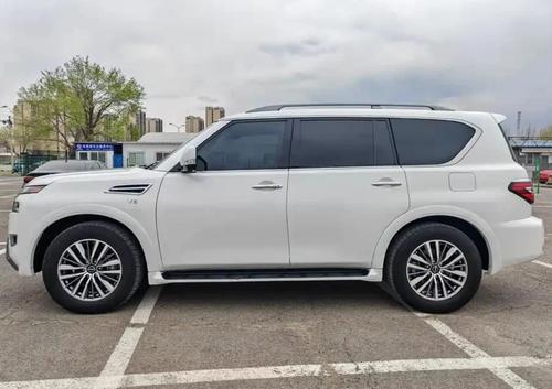Nissan Armada