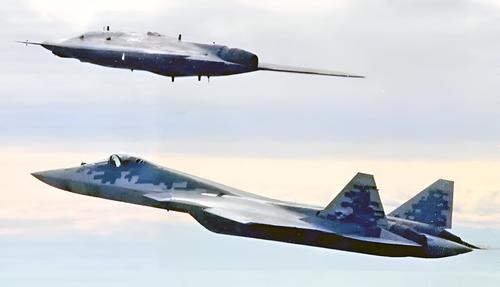 Su-57 in conjunction with the S-70 "Okhotnik" UAV