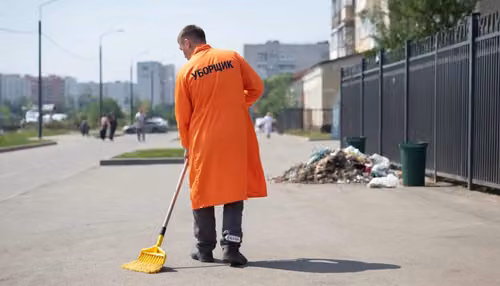 Электронные браслеты могут надеть на приговоренных к принудительным работам россиян