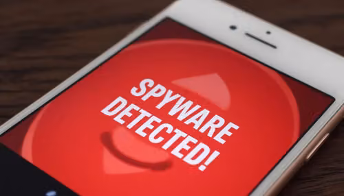Sends viruses to all contacts: Russians warned about ClayRat spyware