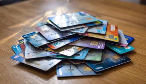 Limits on the Number of Bank Cards May Come into Effect as Early as December