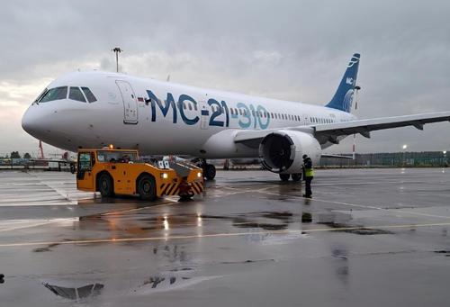 Самолёт МС-21 на испытаниях в Жуковском