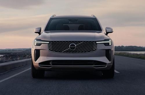 Volvo XC90 T8