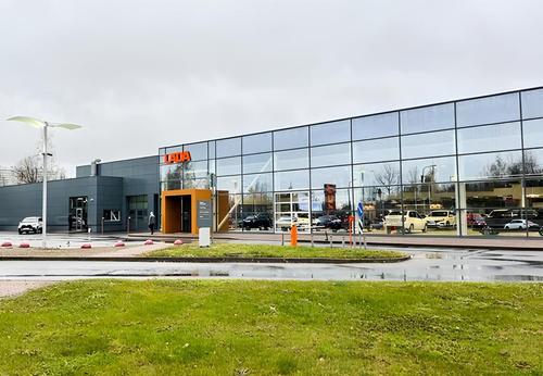 Салон Lada на улице Косыгина в Санкт-Петербурге
