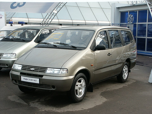 Lada «Надежда» (ВАЗ-2120)