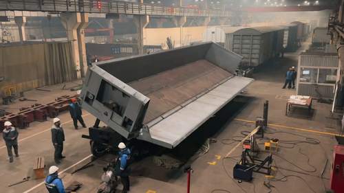 6-axle dumpcar for transportation of rocks and ores in mining quarries
