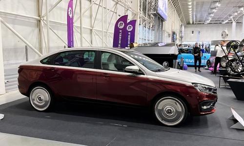 Lada Aura в силе Maybach