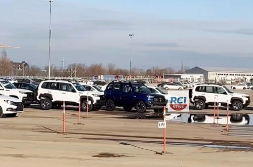 Lada Niva Travel