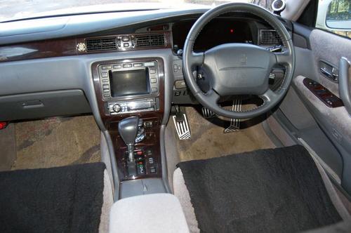 Toyota Crown Majesta