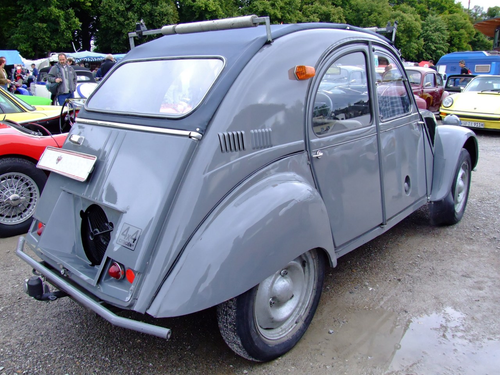 Citroën 2CV Sahara 