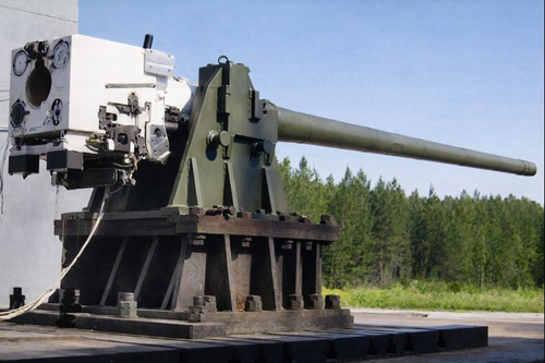 Опытный образец 125-мм танковой пушки 2А82 разработки АО «Завод №9» на полигонной установке&nbsp;&nbsp;