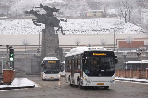 Капан меняет транспорт: новые автобусы, безнал и новая служба