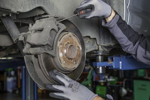 El costo de los servicios de los talleres de automóviles en Rusia aumentará en 2026