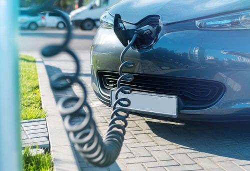 Electric Vehicles in Armenia: Market is Growing, but Risks Remain