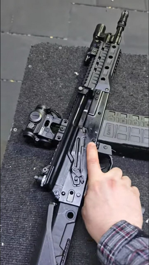 AK-308 with a shortened barrel and a new magazine 