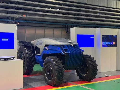Систему беспилотного управления для трактора «Донтех» создают в Московском Политехе