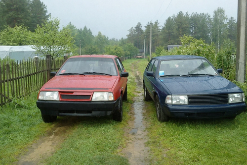 ВАЗ-2109 и АЗЛК-2141