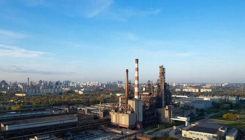 Reuters: Decline in Russian industry slowed down, but layoffs rose to an 8-month high