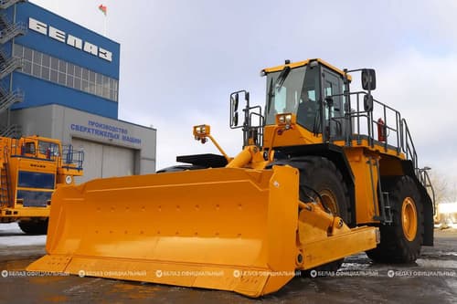 БелАЗ-78542