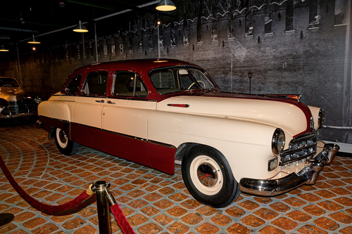 GAZ-12 ZIM