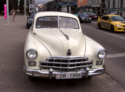 GAZ-12 ZIM