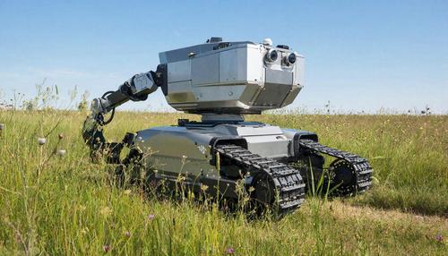Technology of the future in the field: engineers at KIPU have created the latest robotic tracked platform