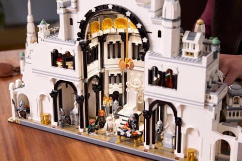 

Image rights belong to LEGO Group and Warner Bros.

