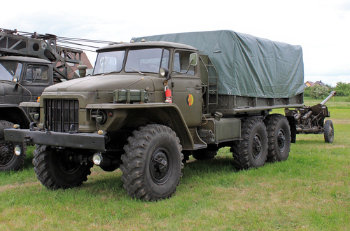 Урал-375 Д