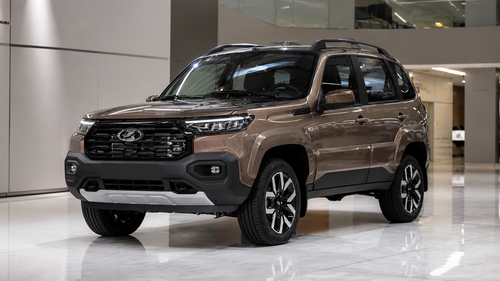 Lada Niva Travel