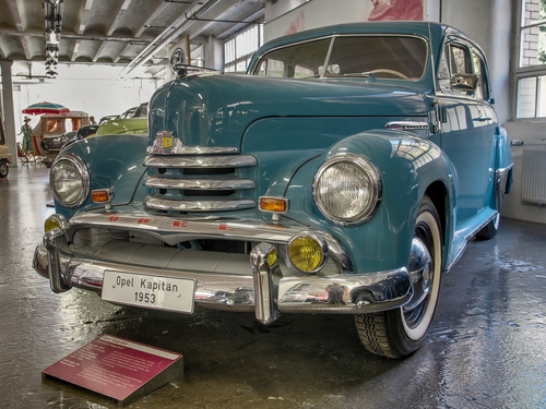 Opel Kapitan