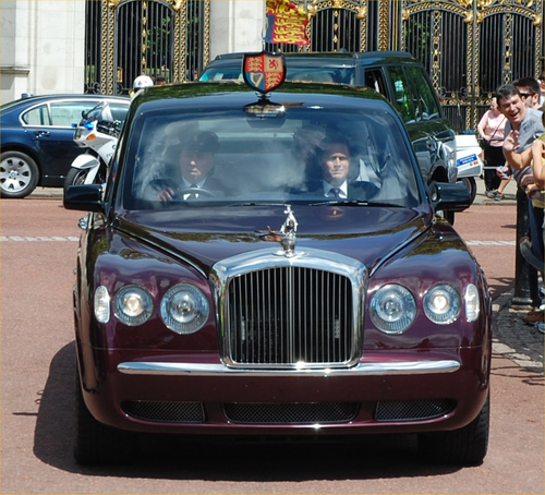 Bentley State Limousine
