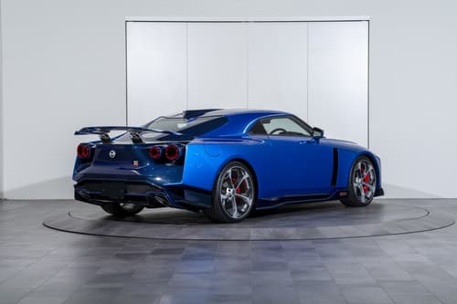 Nissan GT-R50