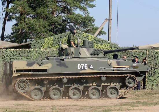 BMD-4Ms can operate in offensive and defensive operations on the battlefield both with other types of equipment and independently.<br>
