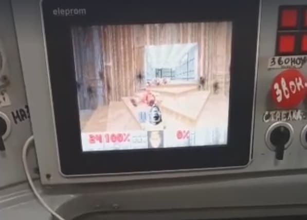 Doom на трамвае