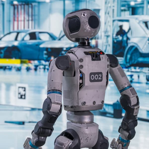 Армия человекоподобных роботов шагает на заводы Hyundai и Kia: Hyundai Motor планирует отправить на свои предприятия 25 тысяч роботов Boston Dynamics Atlas