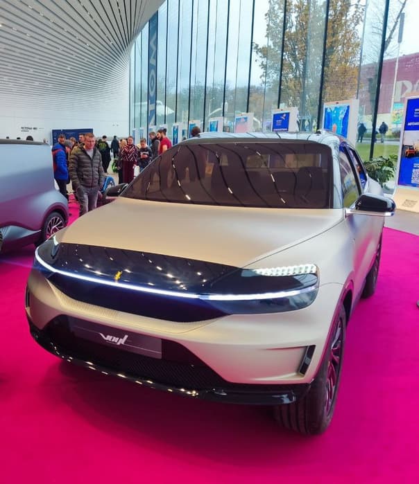 Voyt Suv