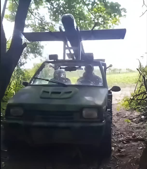Lightning kamikaze drones launched from Oka