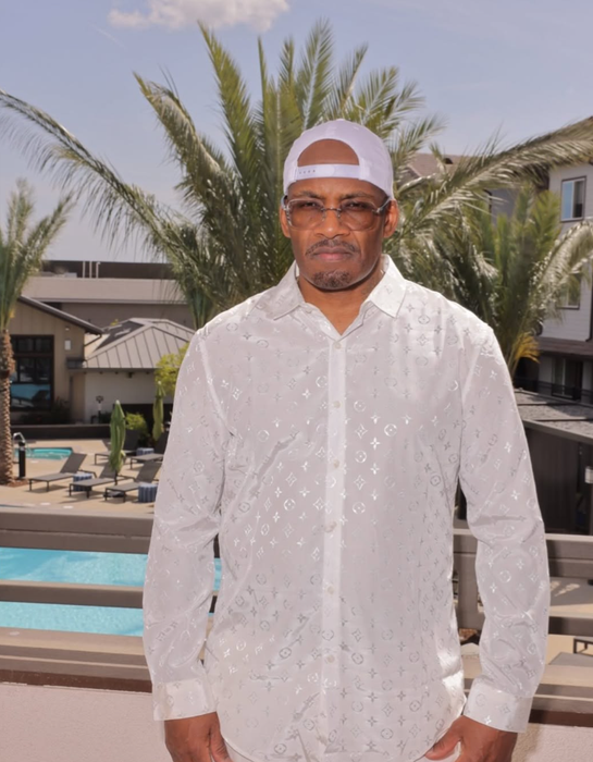 Account (@solo118) on social media