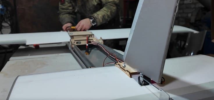 Дрон-камикадзе «Молния-2»