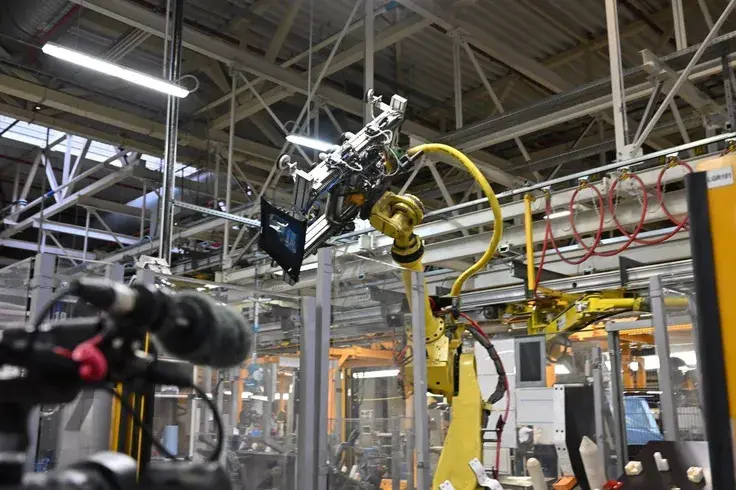  Заводы, которыми ранее управляли Peugeot, Citroen и Volvo, уже заработали и выпускают новые автомобили<br>