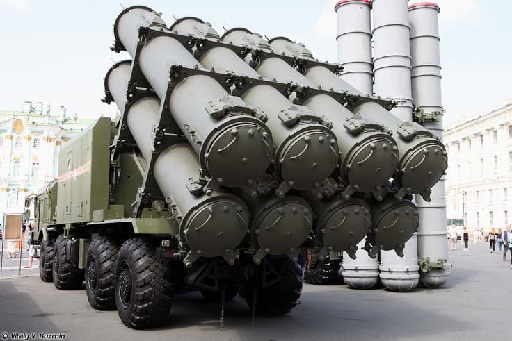 Самоходная пусковая установка БРК «Бал»
