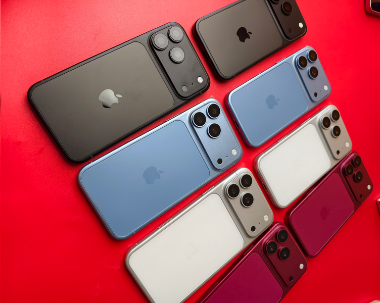 Так будут выглядеть iPhone 18 Pro и iPhone 18 Pro Max. Макеты новых смартфонов показали вживую