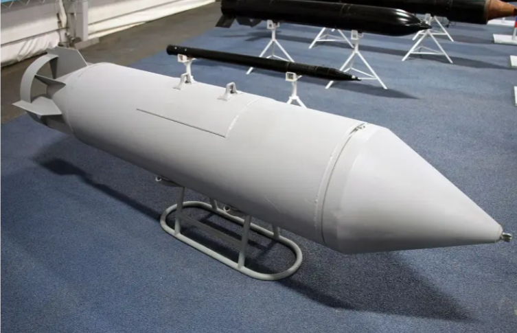 Разовая бомбовая кассета РБК-500 АО-2,5РТ с осколочными боевыми элементами