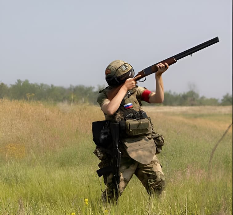 Military with Iz-27