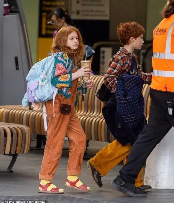 Грейси Кокрейн (Джинни) и&nbsp;Аластер Стаут (Рон)