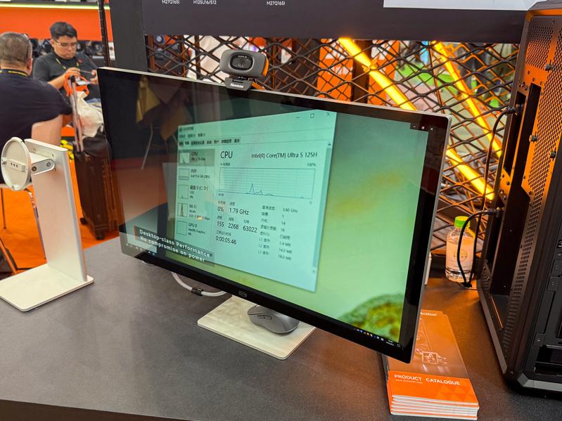 PCCooler на Computex 2026: СЖО с AMOLED-экранами, корпус под 30 вентиляторов и модульный ПК PCCooler на Computex 2026: СЖО с AMOLED-экранами, корпус под 30 вентиляторов и модульный ПК