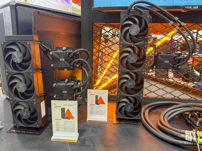 PCCooler на Computex 2026: СЖО с AMOLED-экранами, корпус под 30 вентиляторов и модульный ПК PCCooler на Computex 2026: СЖО с AMOLED-экранами, корпус под 30 вентиляторов и модульный ПК
