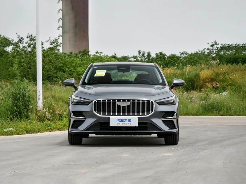 Бензиновый Geely с рекордным тепловым КПД 48,41% выходит 16 июня. Мощность Geely Emgrand i-HEV Zhiqing Hybrid составит 313 л.с.