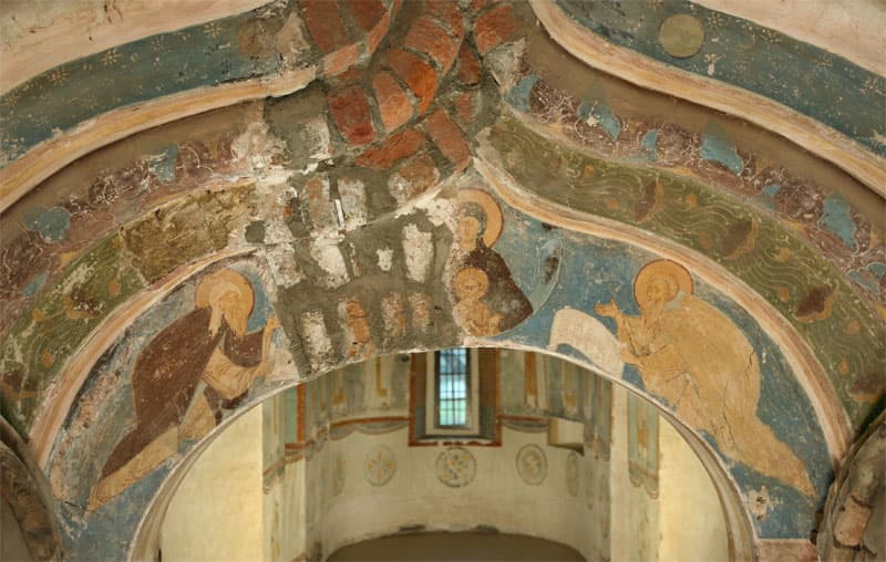 Богоматерь с младенцем. Воплощение с Иоанном Дамаскиным и Козьмой Маюмским. Собор Рождества Богородицы